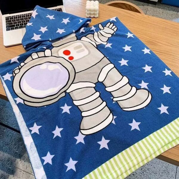 Baby Blue Hooded Bath Towel with Astronaut Design – Soft & Comfortable