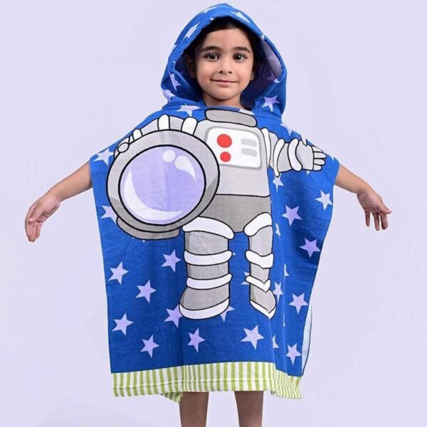 Baby Blue Hooded Bath Towel with Astronaut Design – Soft & Comfortable