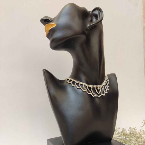 Beautifully Delicate & Fashionable Choker Necklace, Perfect for Parties & Events