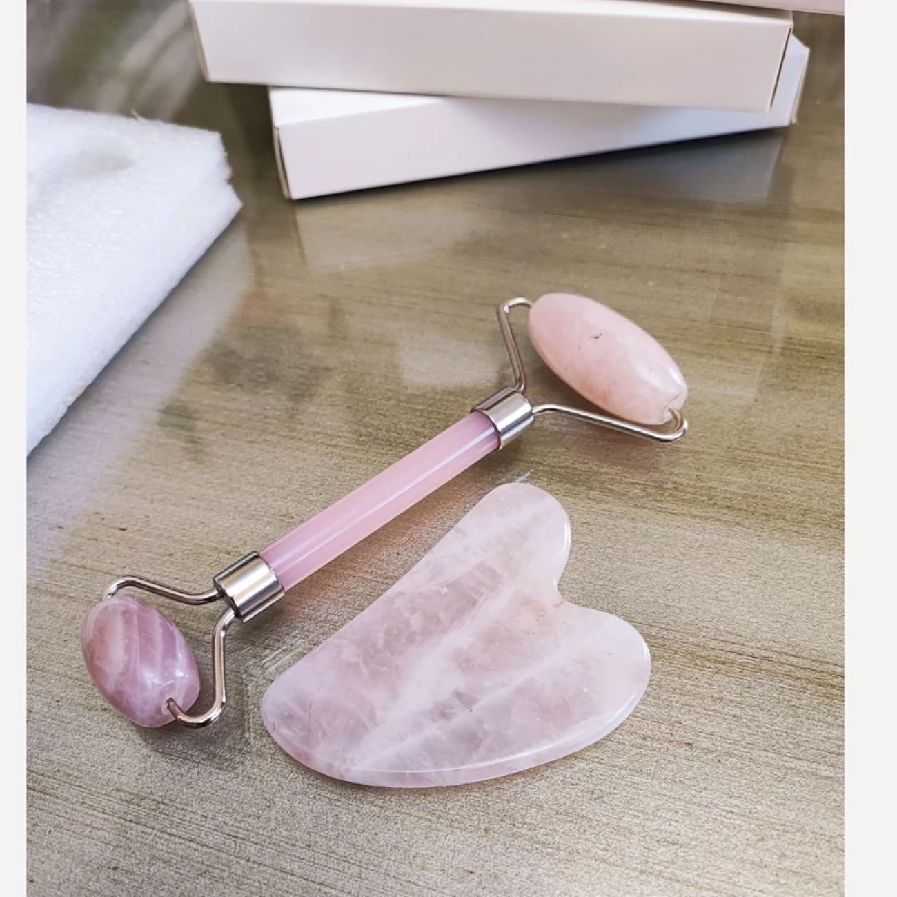 Best Facial Roller for Anti-Aging, Wrinkles & Skin Firming