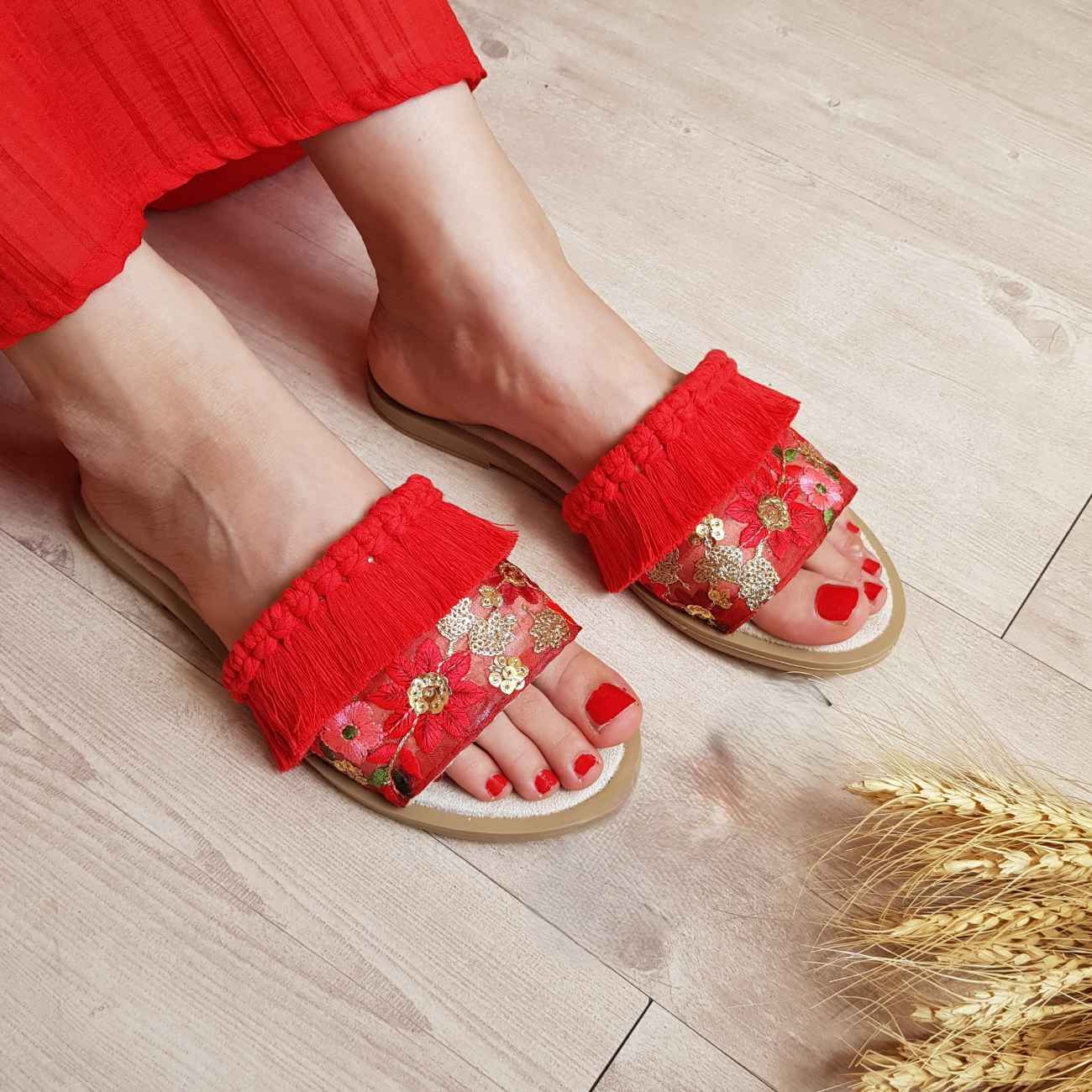 Boho-Style Indoor Summer Slipper – Floral Embroidery & Macrame in Red
