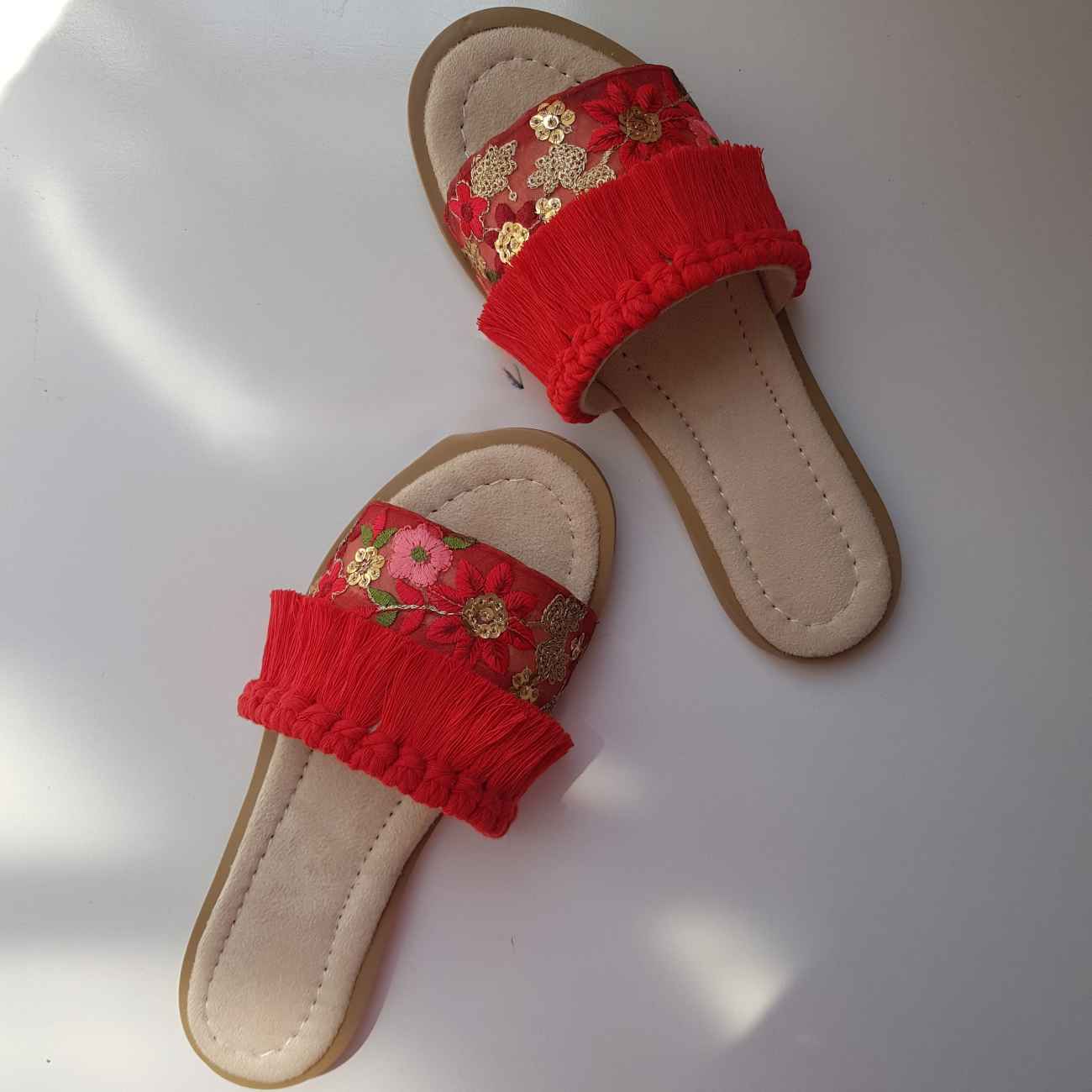Boho-Style Indoor Summer Slipper – Floral Embroidery & Macrame in Red