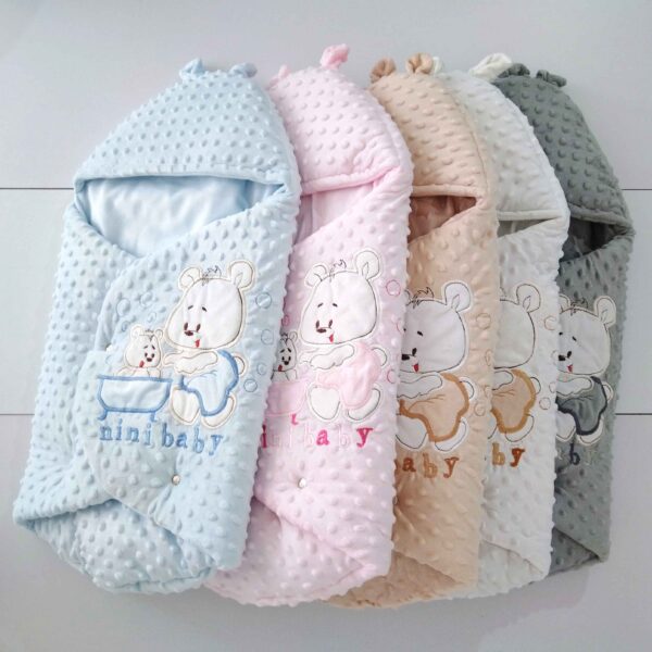 Breathable Baby Swaddle Wrap – to Calm and Comfort Newborns by Simulating the Feeling of the Womb