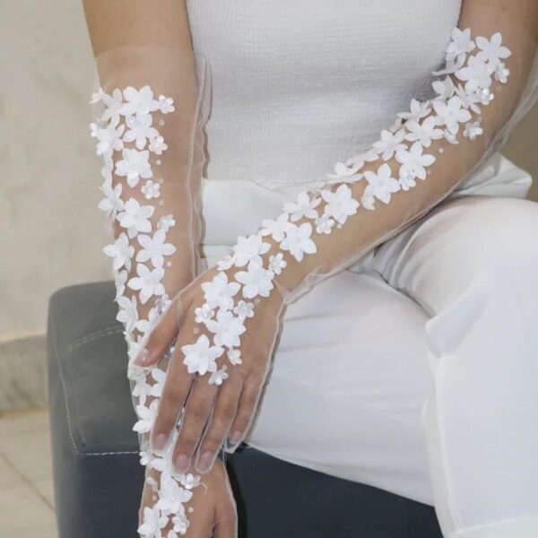 Bridal Gloves With Blossom Design For Wedding And Reception