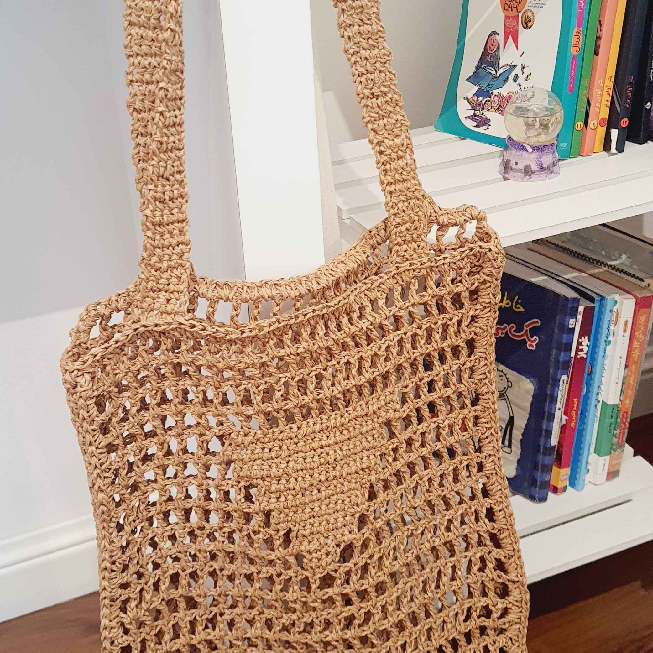 Casual Raffia Tote – Suitable for Beach, City or Picnic