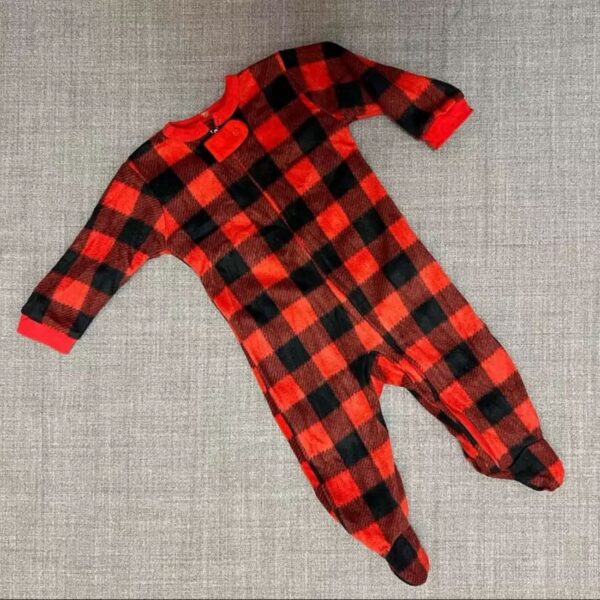 Cotton Baby Romper in Plaid Design – Cozy and Stylish, Imported for Your Little One