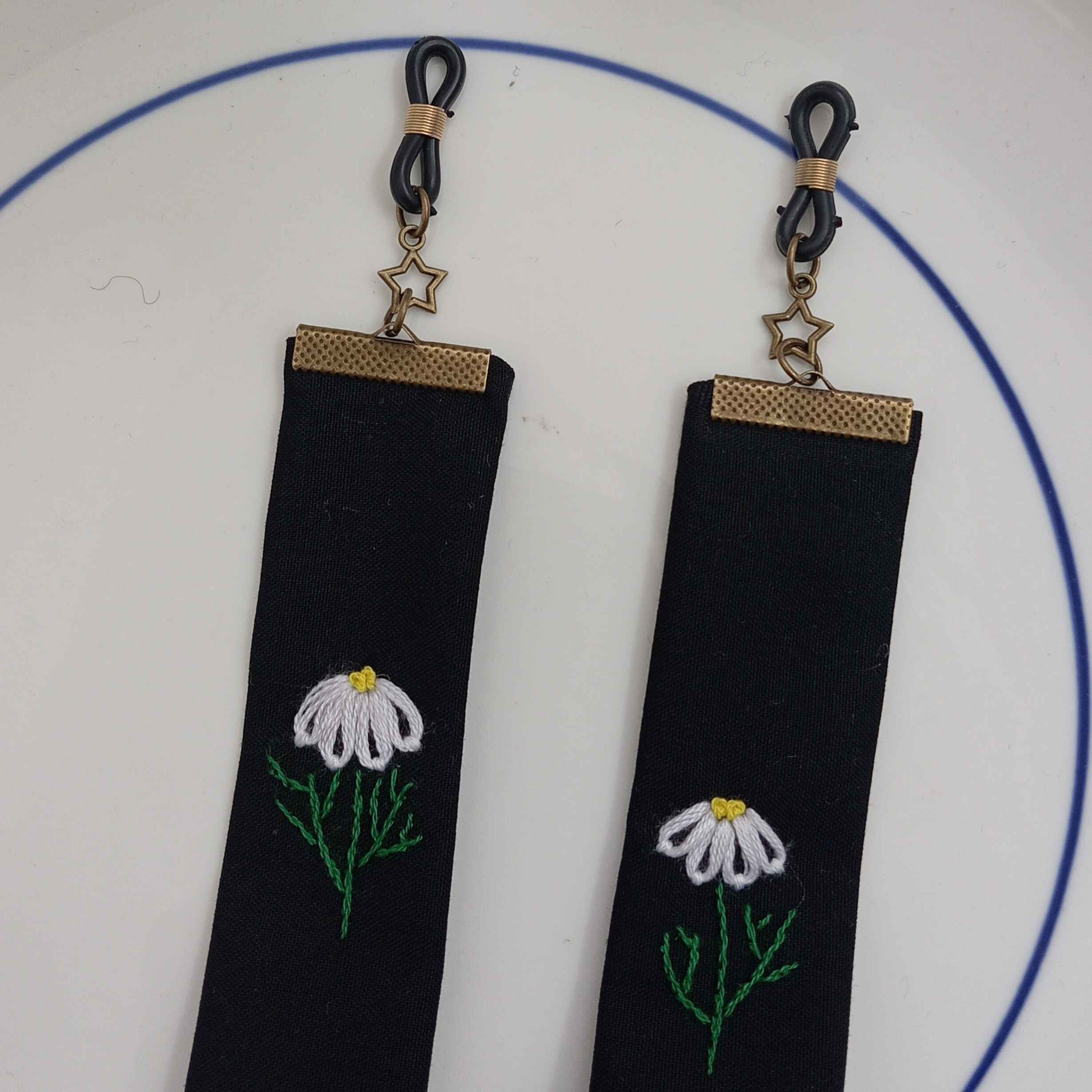 Glasses Strap – Suitable for Women, Teen & Trendy Style