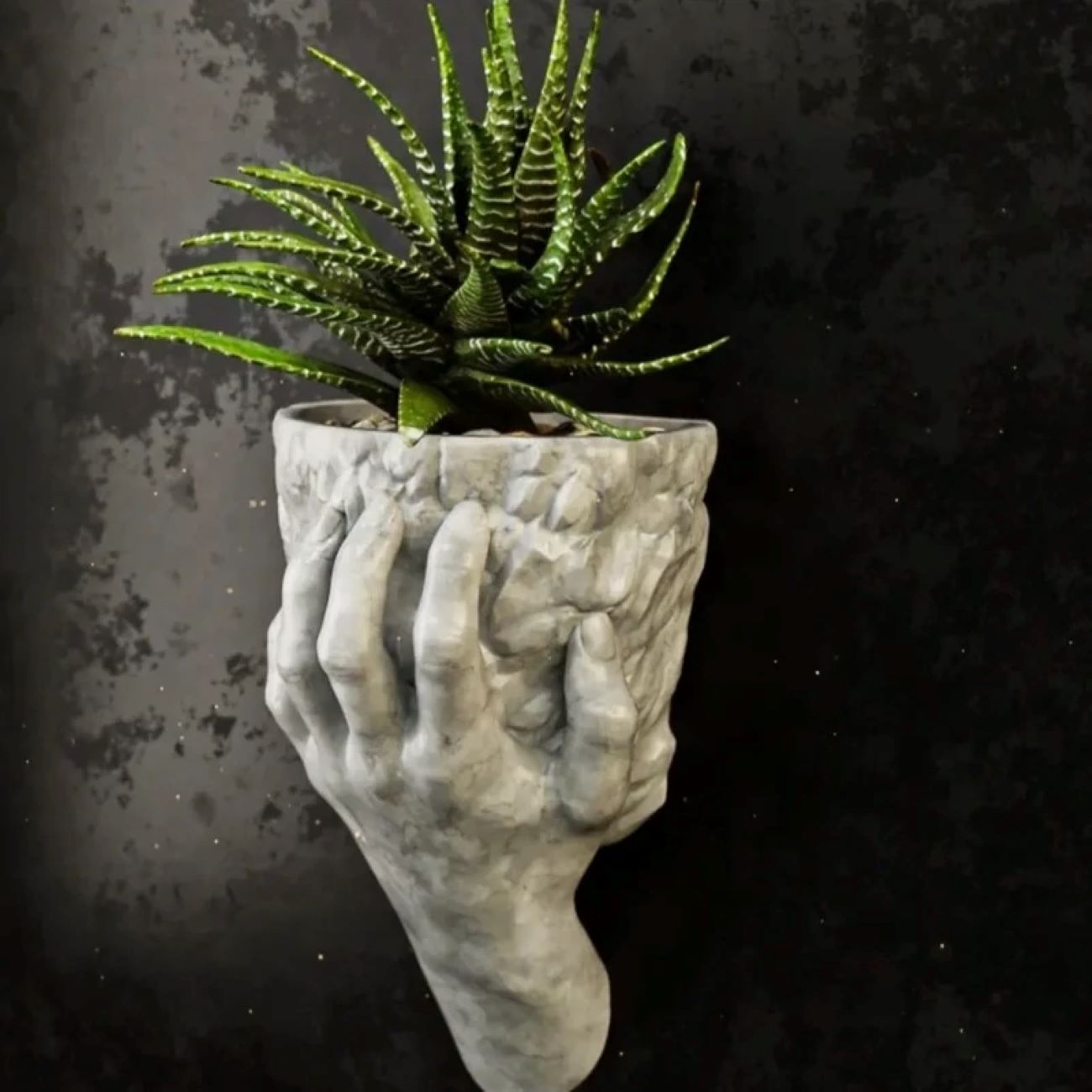 Hand Design Wall Planter – Artistic Home Décor for Stylish Spaces