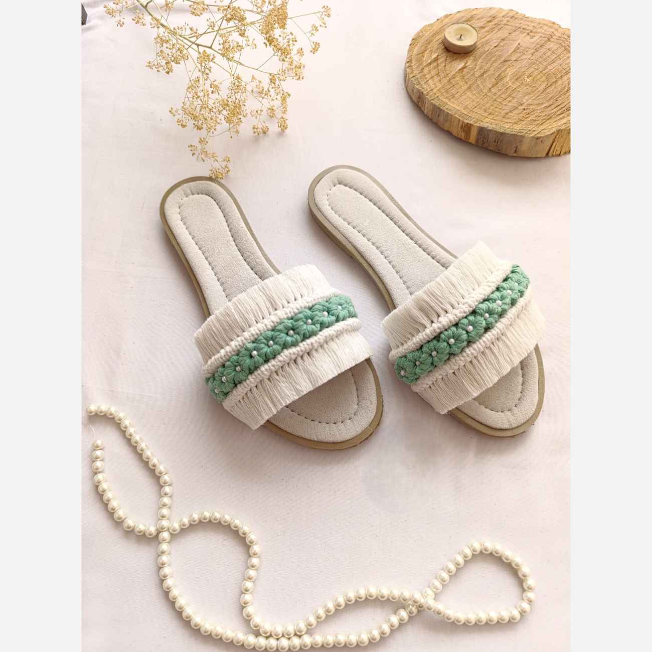 Handmade Macrame Sandal Slipper Featuring Chamomile Flower Design