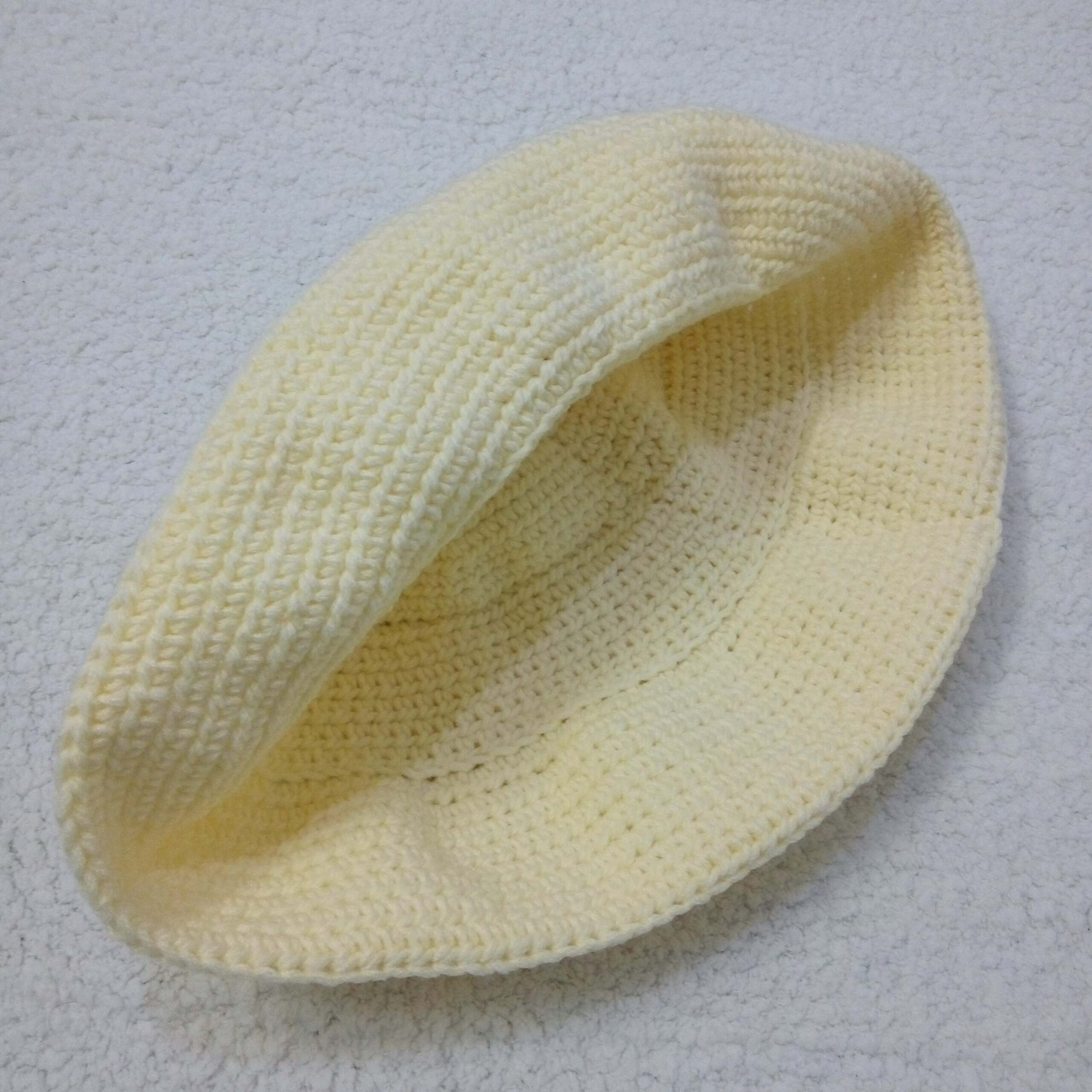 Lightweight Crochet Bucket Hat – Suitable for Travel and Packing