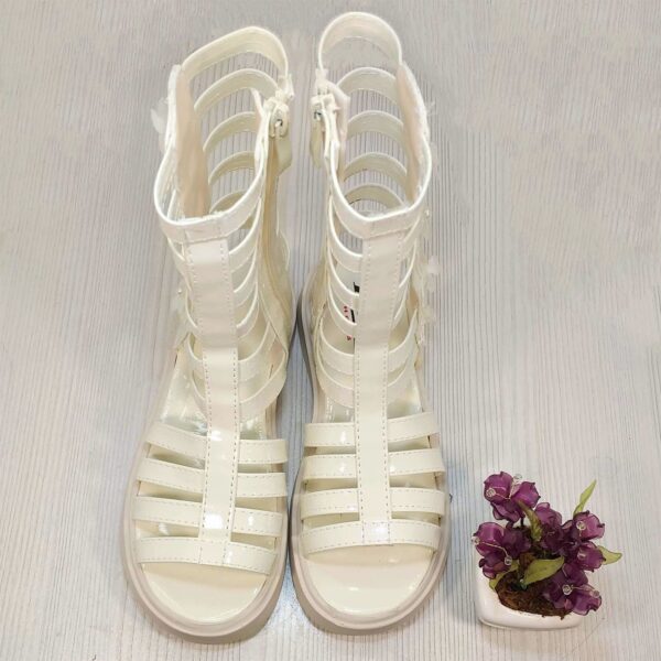 Lovely Girls’ Summer Sandals with Breathable Design and Easy Closure – Ideal for Parties and Outings