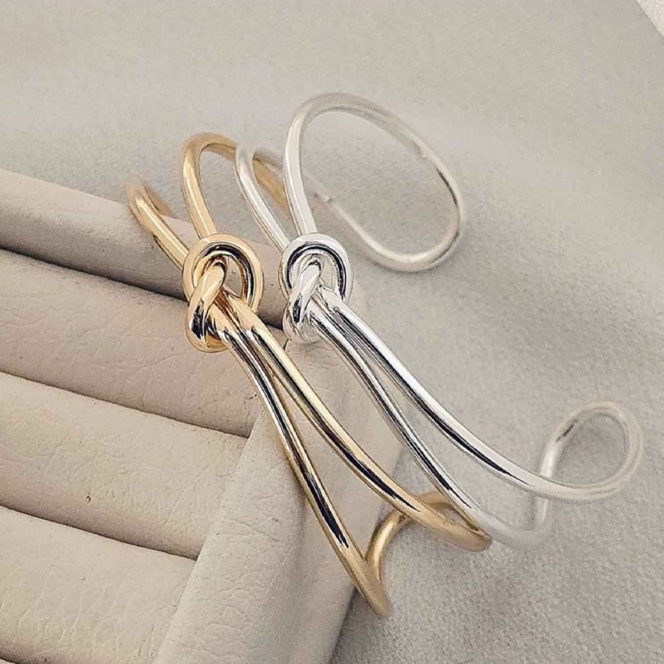 Minimal Knot Cuff Bracelet – Symbol of Strength & Connection for Special Moments