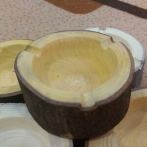 Natural Log Ashtray – Suitable for Traditional Tea Houses