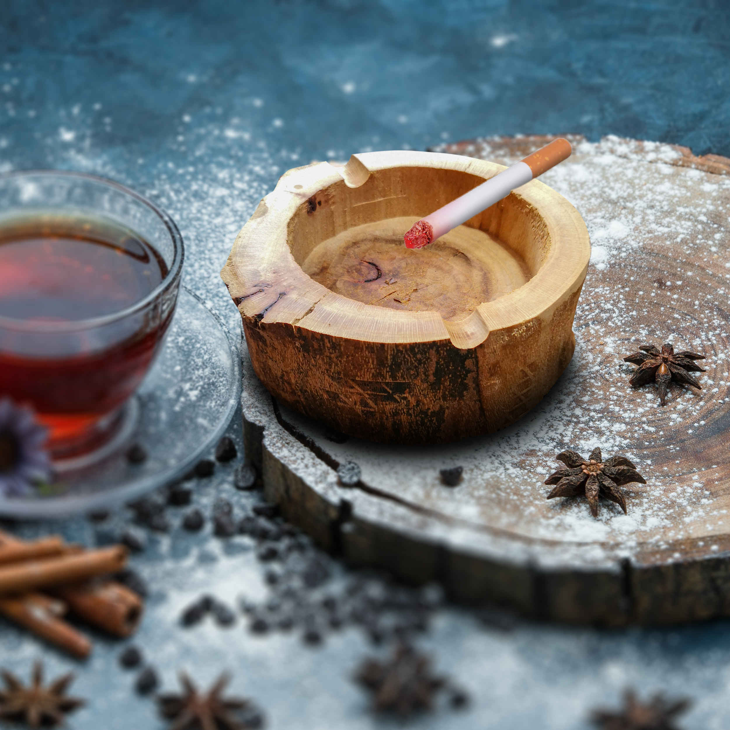 Nature Carved Log Ashtray – Suitable for Everyday Smoking Needs