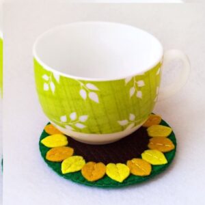 Round Felt Coaster in Sunflower Design Suitable for Summer and Fall Tables (6x)