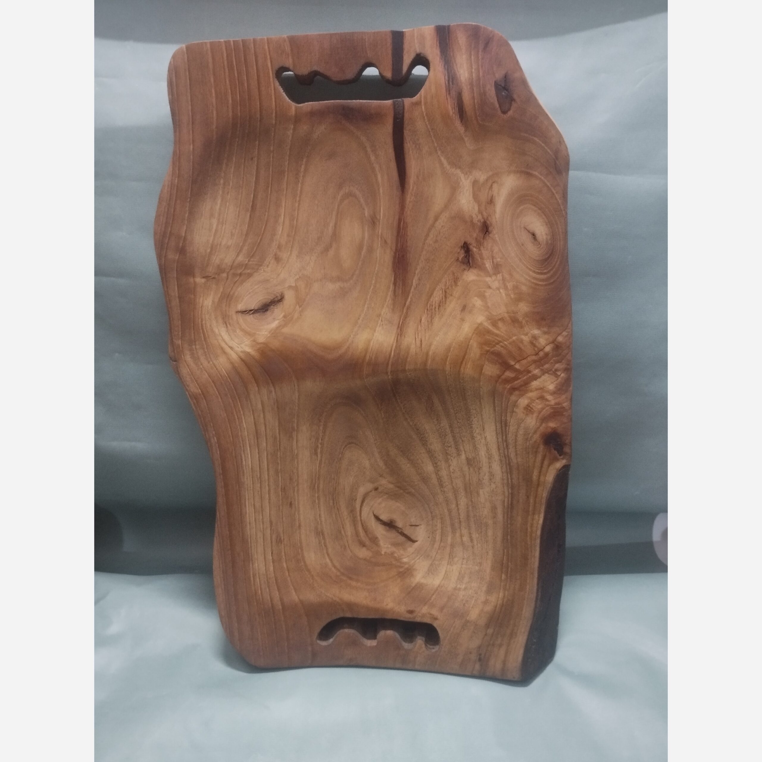 Rustic Irregular Wooden Tray – Suitable for Organizing Essentials & Display