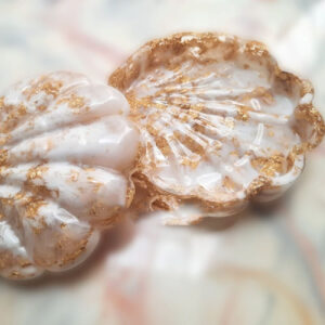 Seashell-Shaped Resin Jewelry Holder for Rings, Earrings, and Small Accessories
