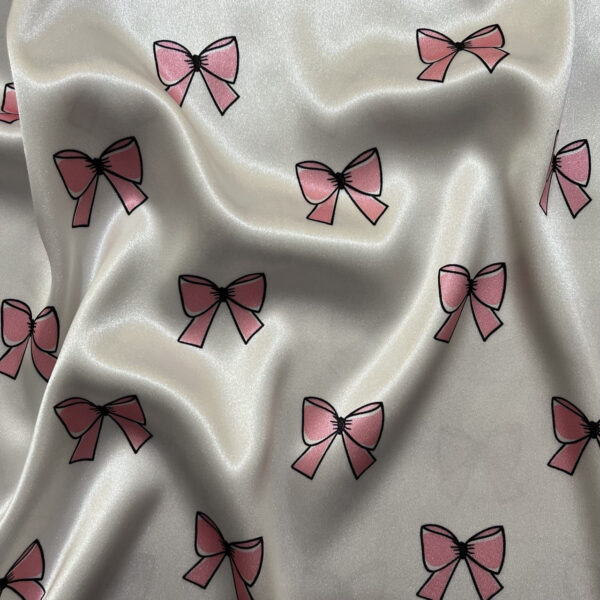 Silky Satin Bonnet – Suitable for Curly and Natural Hair