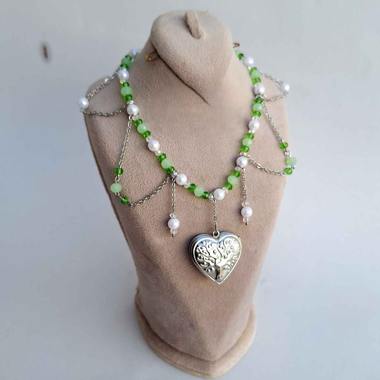 Silver Stainless Steel Choker Necklace with Pearls & Crystals – Non-Tarnish & Hypoallergenic