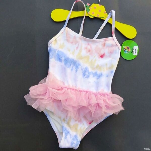 Stylish Girls’ Swimsuits for Summer – Suitable for Pool & Beach