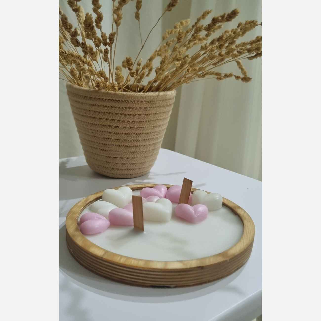 Stylish Wooden Candle Jar - Perfect for Gift & Home Decor with Heart Design