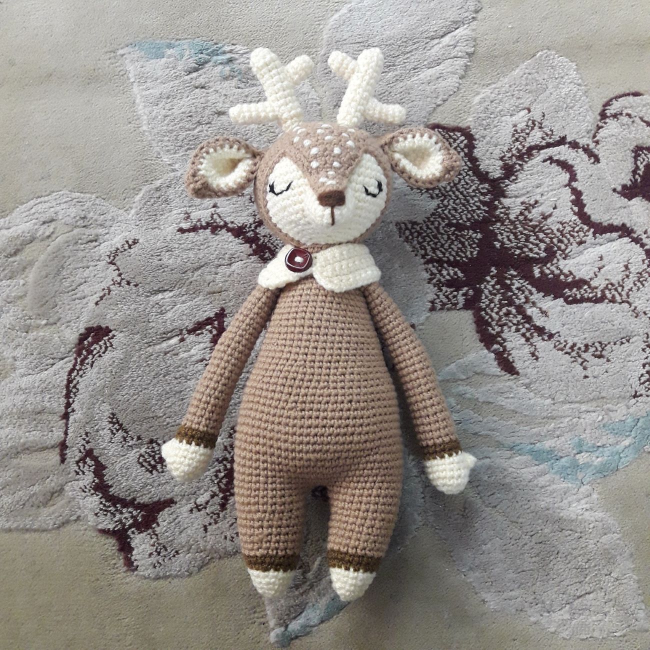 Adorable Knitted Deer Doll – Perfect Gift and Cozy Decorative Accent