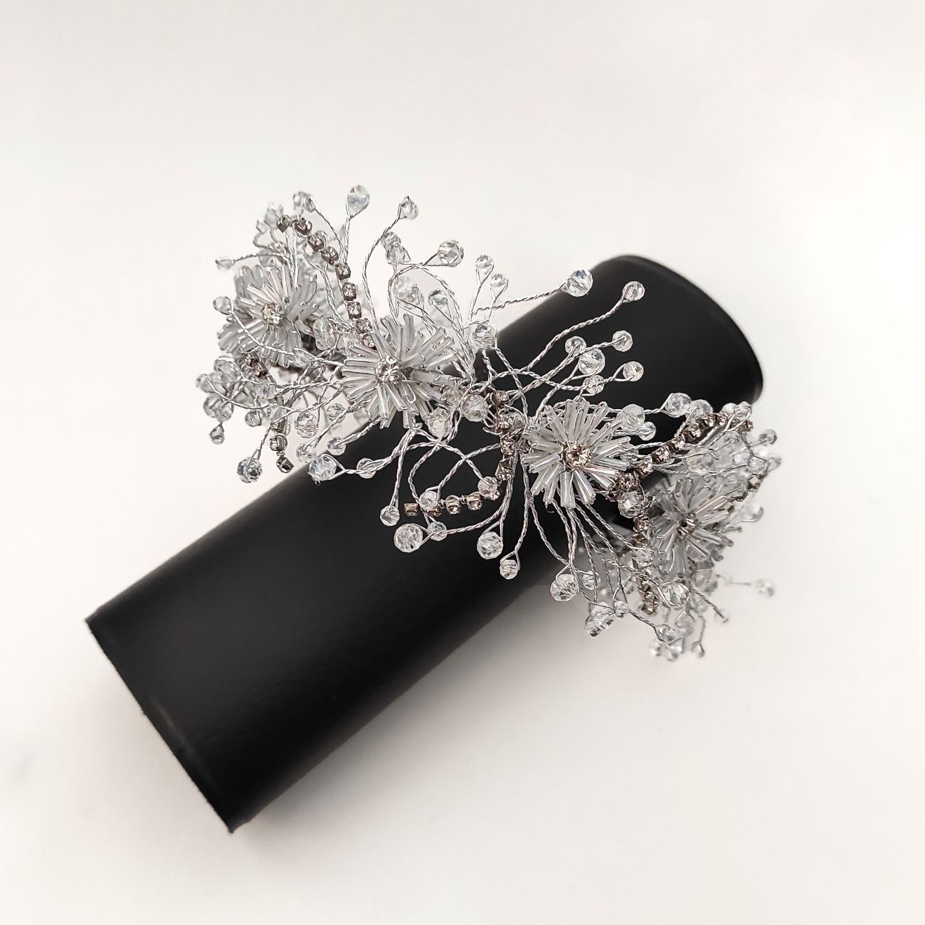 Beaded Headband – A Touch of Sparkle for Free-Spirited Style