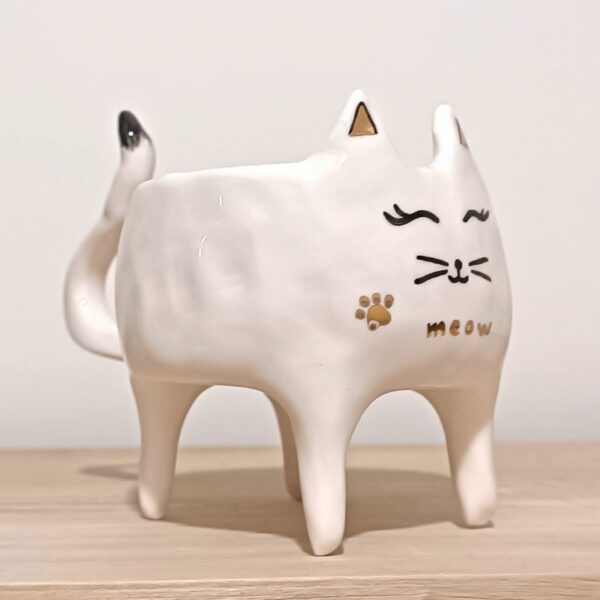 Ceramic Artistic Mug Featuring Cat Design – Idea Gift for Cat Fans