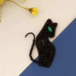 Charming Beaded Cat Brooch – Adorable and Colorful