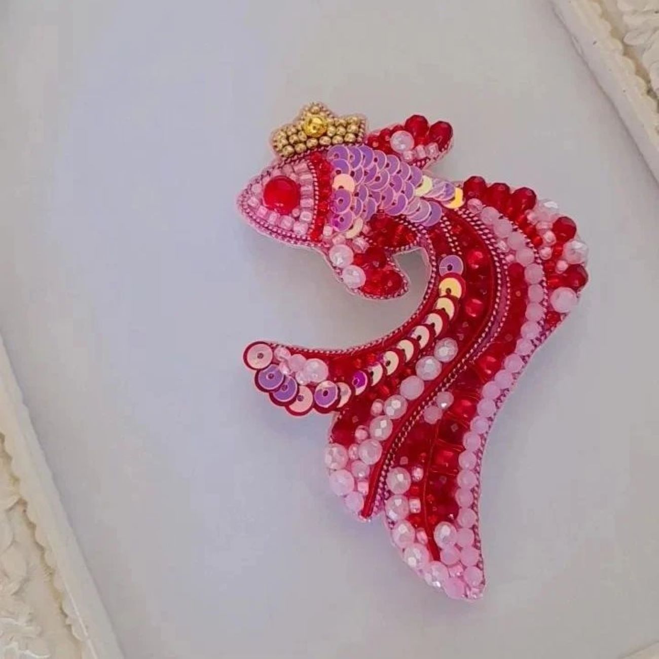 Elegant Beaded Fish Brooch: A Splash of Charm