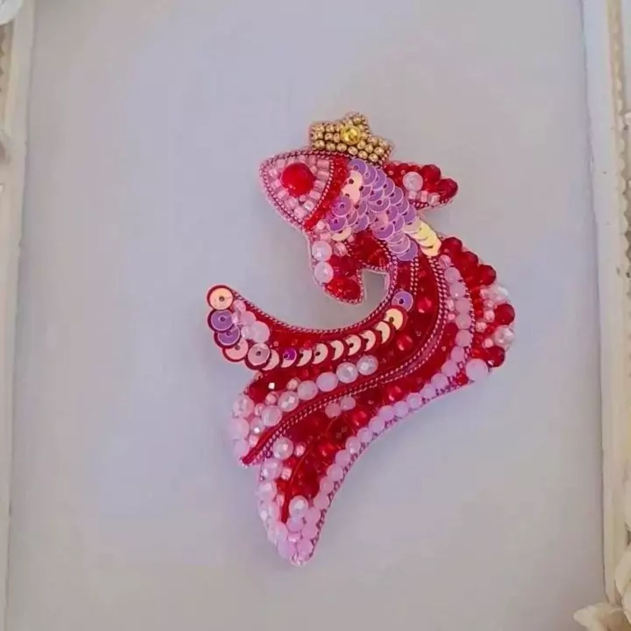 Elegant Beaded Fish Brooch: A Splash of Charm