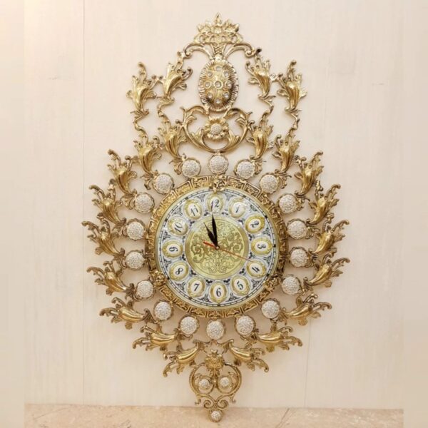 Elegant Brass Wall Clock with Large 28cm Dial and Gem Accents for a Touch of Vintage Charm