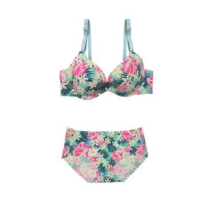 Floral Hawaei Bra and Thong Set – Suitable for Stylish Everyday Looks