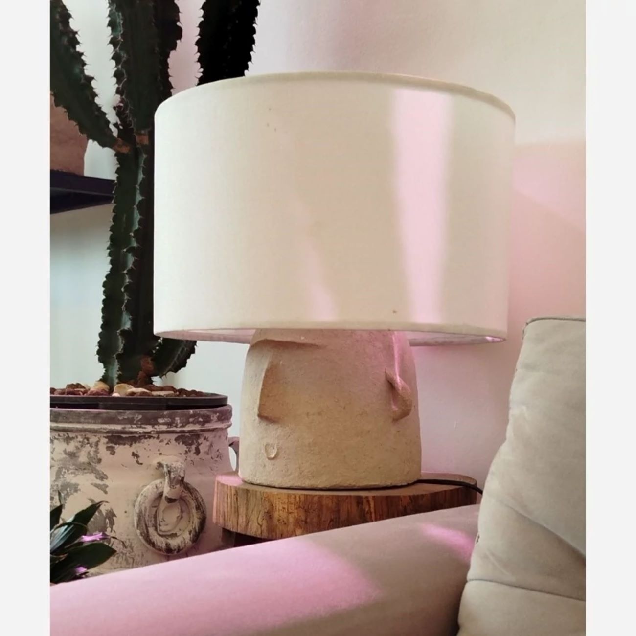 Handcrafted Vintage Face Shaped Table Lamp