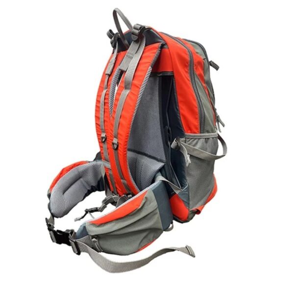 MountainCore – Heavy-Duty Outdoor Rucksack 38 L