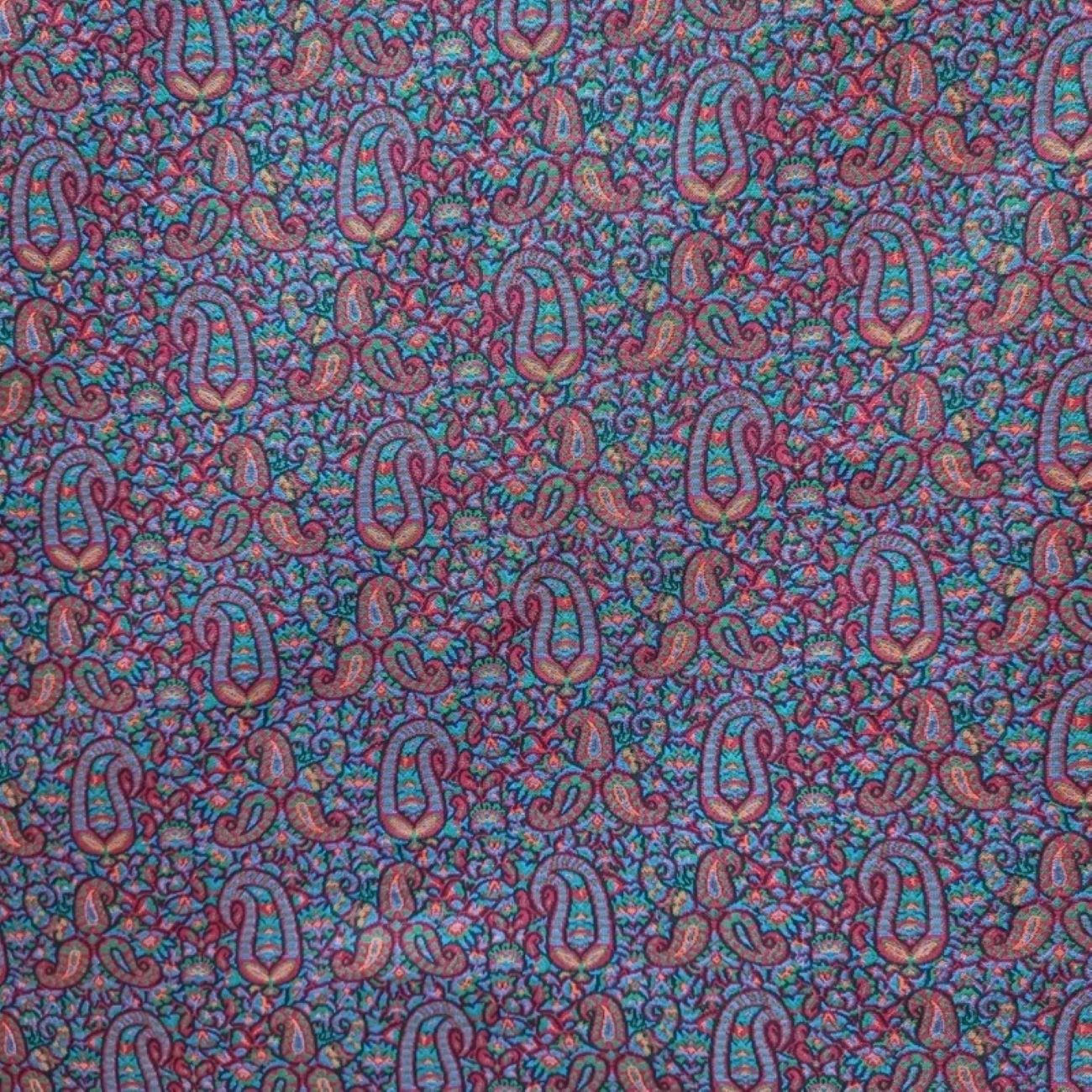 Persian Termeh: Threads of Tradition and Beauty