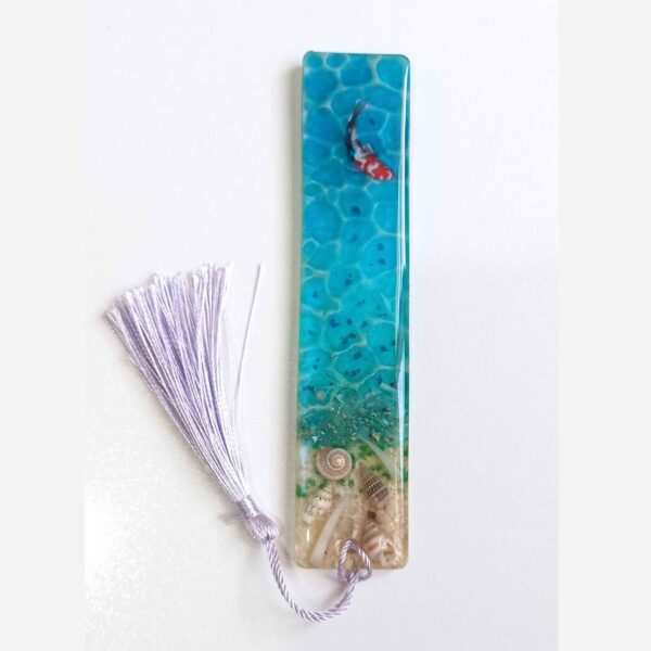Sea-Inspired Resin Bookmark – Unique Gift for Book Lovers with Real Sand & Shells