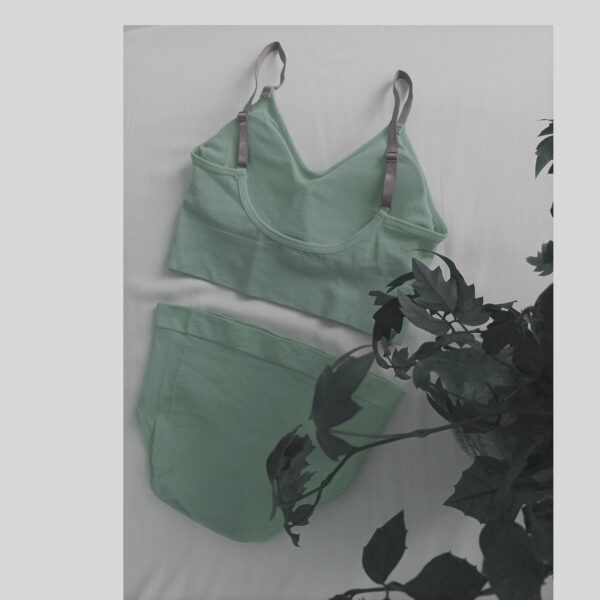 Soft Padded Sport Bra and Panty Set – Light Green, Suitable for Gym and Relaxing at Home
