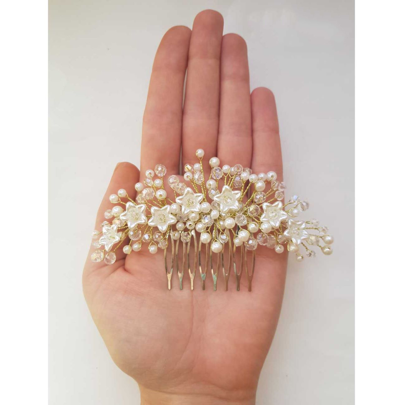 Stylish Hair Comb with Delicate Pearl Flowers, Set of 2