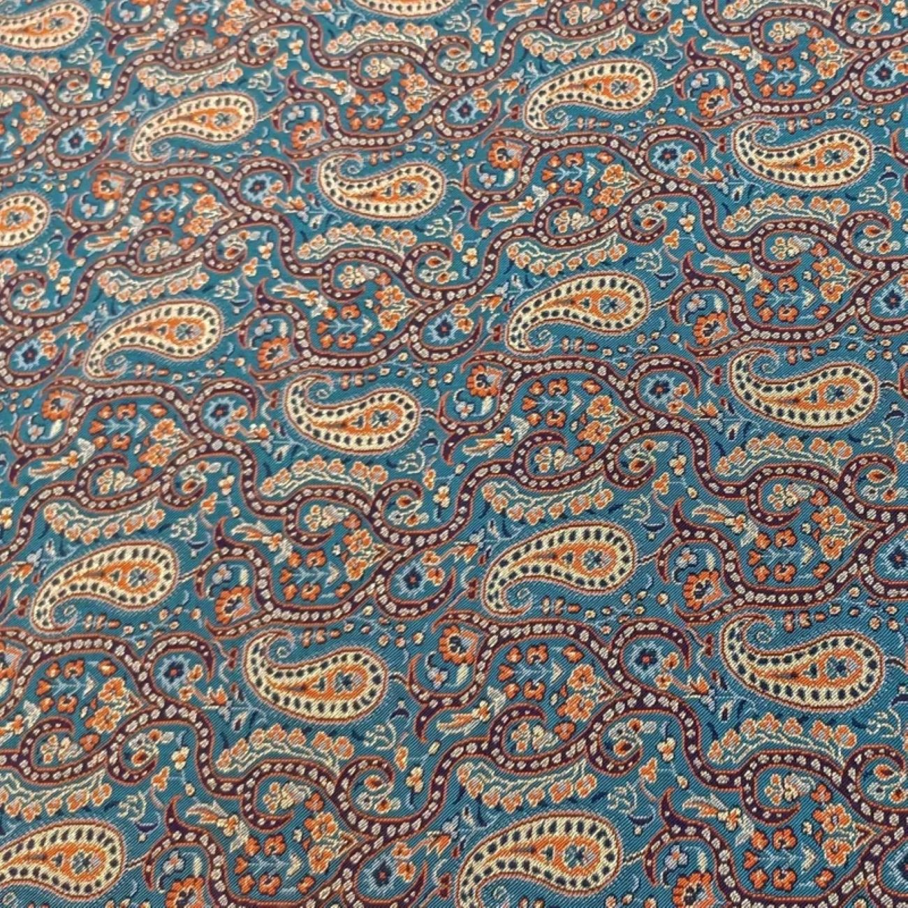 The Artistry of Termeh: Celebrating Centuries of Persian Textile Tradition and Sophistication