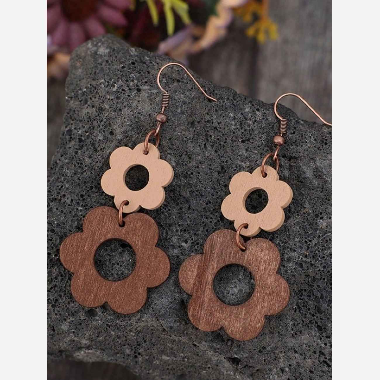 Artisan Wooden Earring – Minimalist Lightweight Jewelry for Everyday Fashion