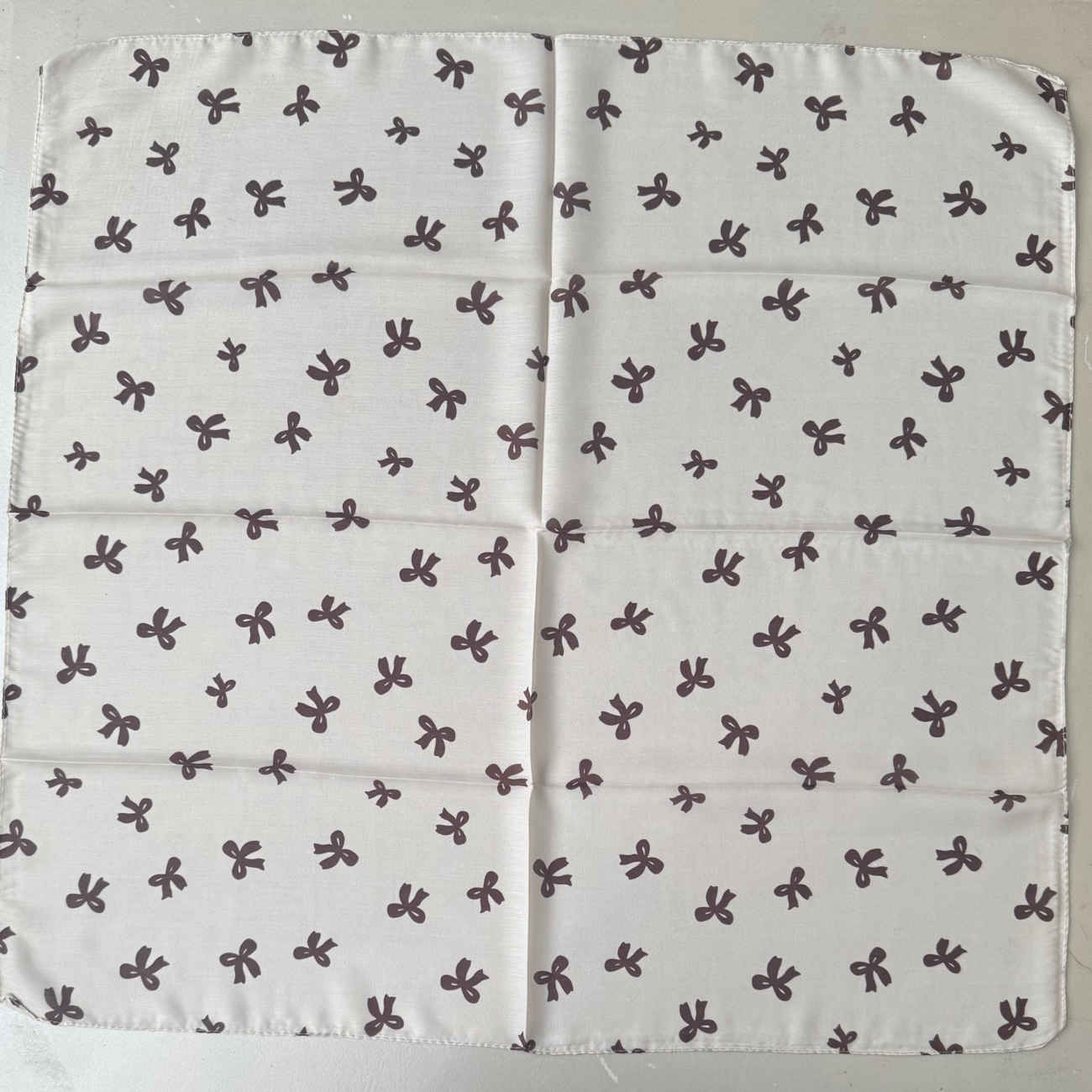 Cream Mini Headscarf with Bow – Cute, Clean, and Chic