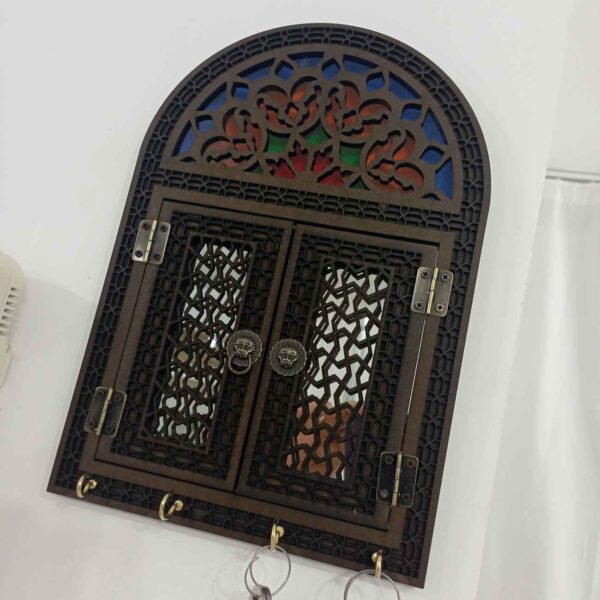 Elegant Traditional Wooden Mirror Key Hanging – Perfect for Every Entryways