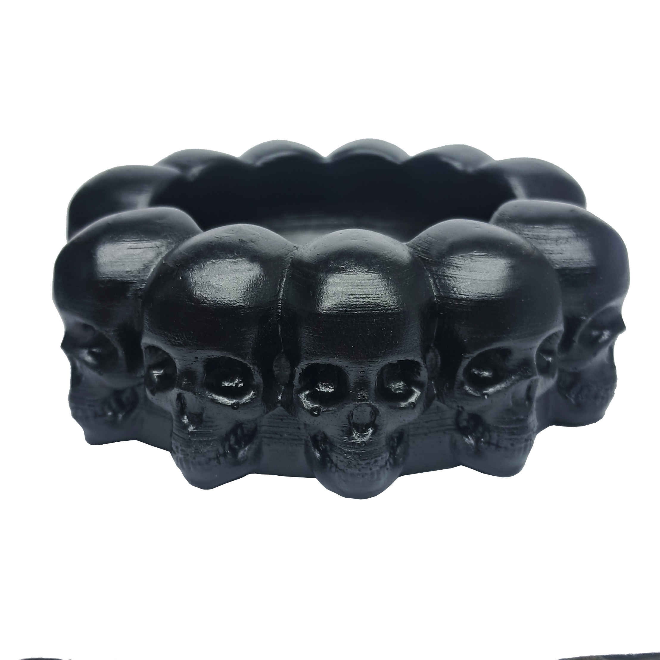 Funny Novelty Ashtray – Cool & Unique Smoking Gift Idea with Skull Design