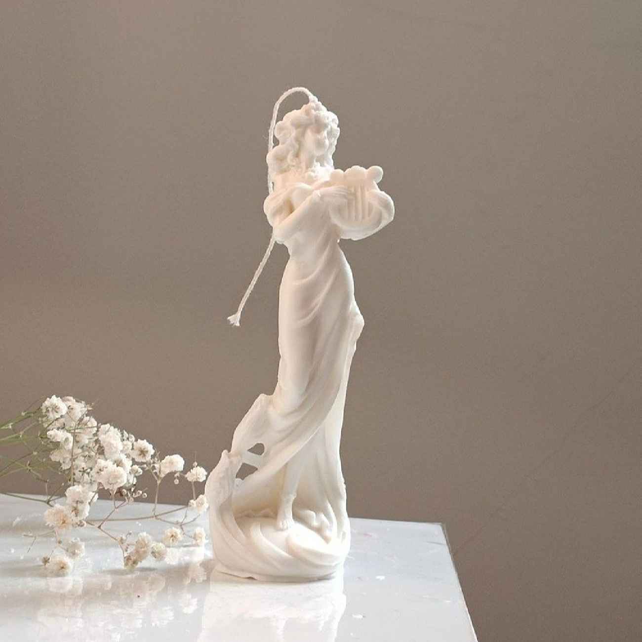 Girl with Harp Candle – Aesthetic Gift for Music Lovers