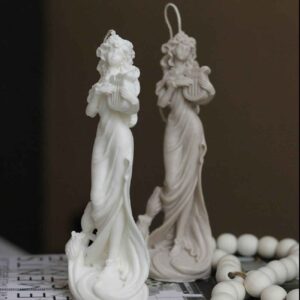Girl with Harp Candle – Aesthetic Gift for Musicians and Suitable for Home Decor
