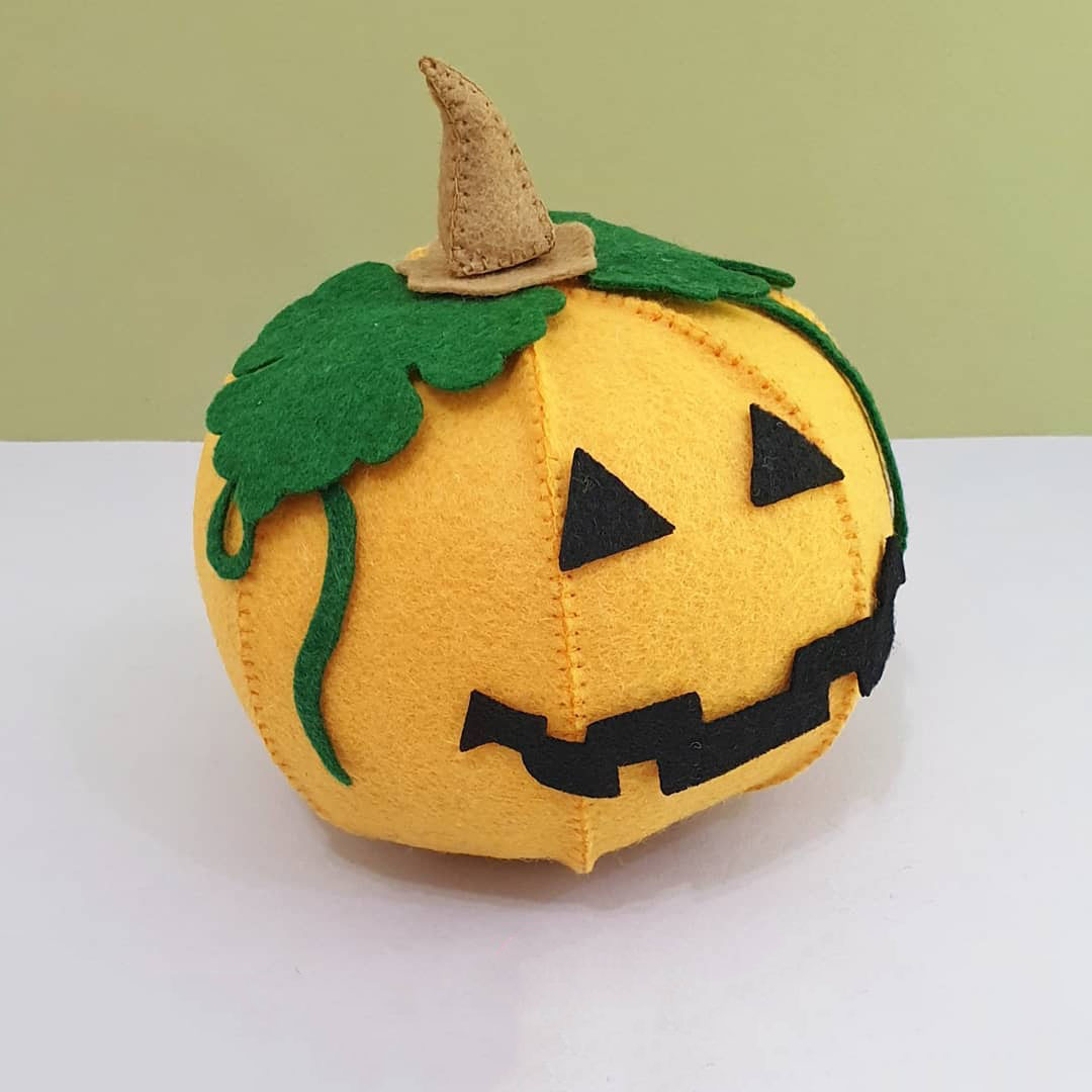 Halloween Pumpkin Fruit Decor – Stylish Autumn Home Accent