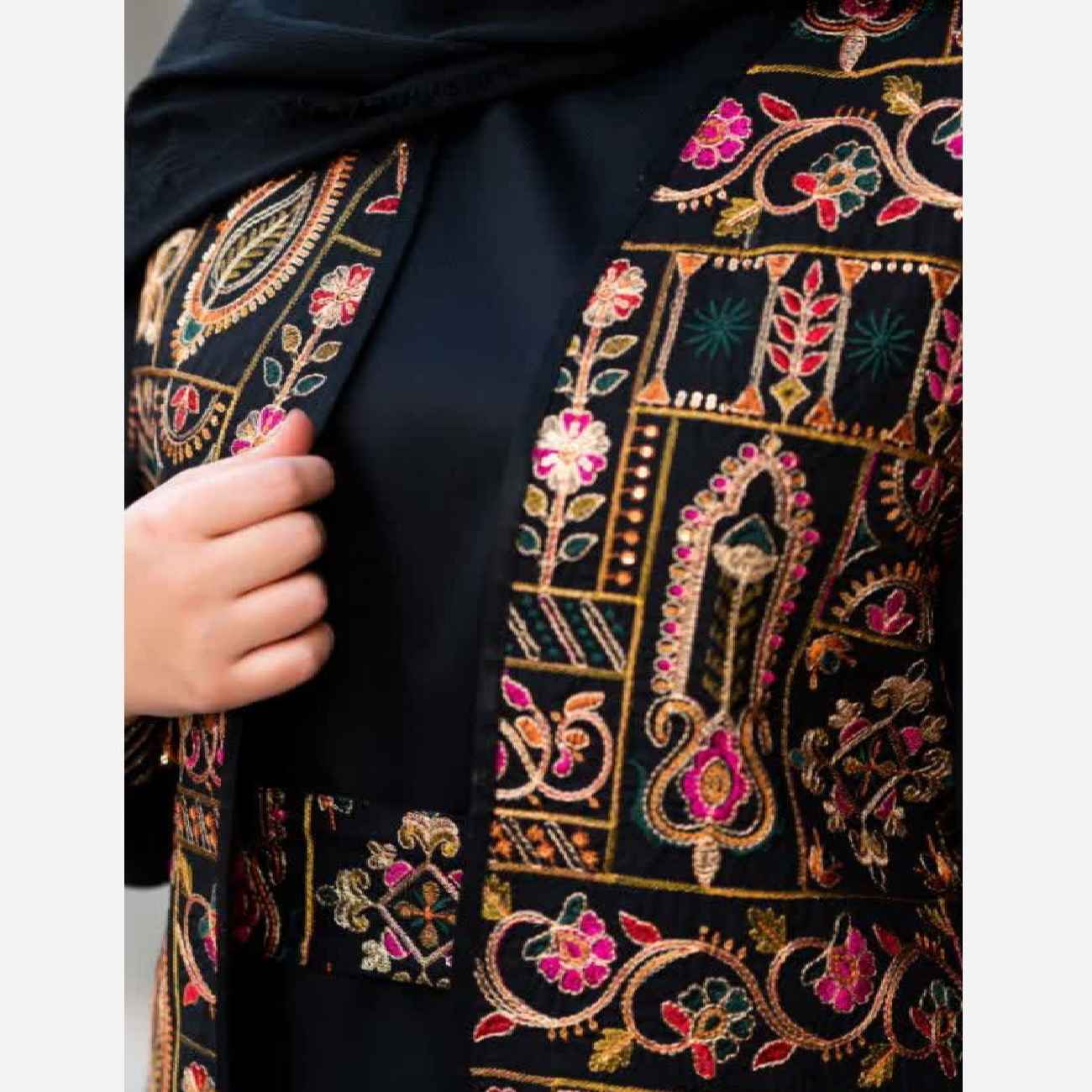 Hand-Embroidered Short Coat - This Handmade Manto Ideal for Summer