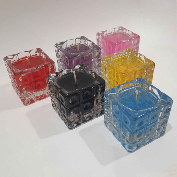 Handcrafted Glass Cube Candle for a Warm, Inviting Atmosphere