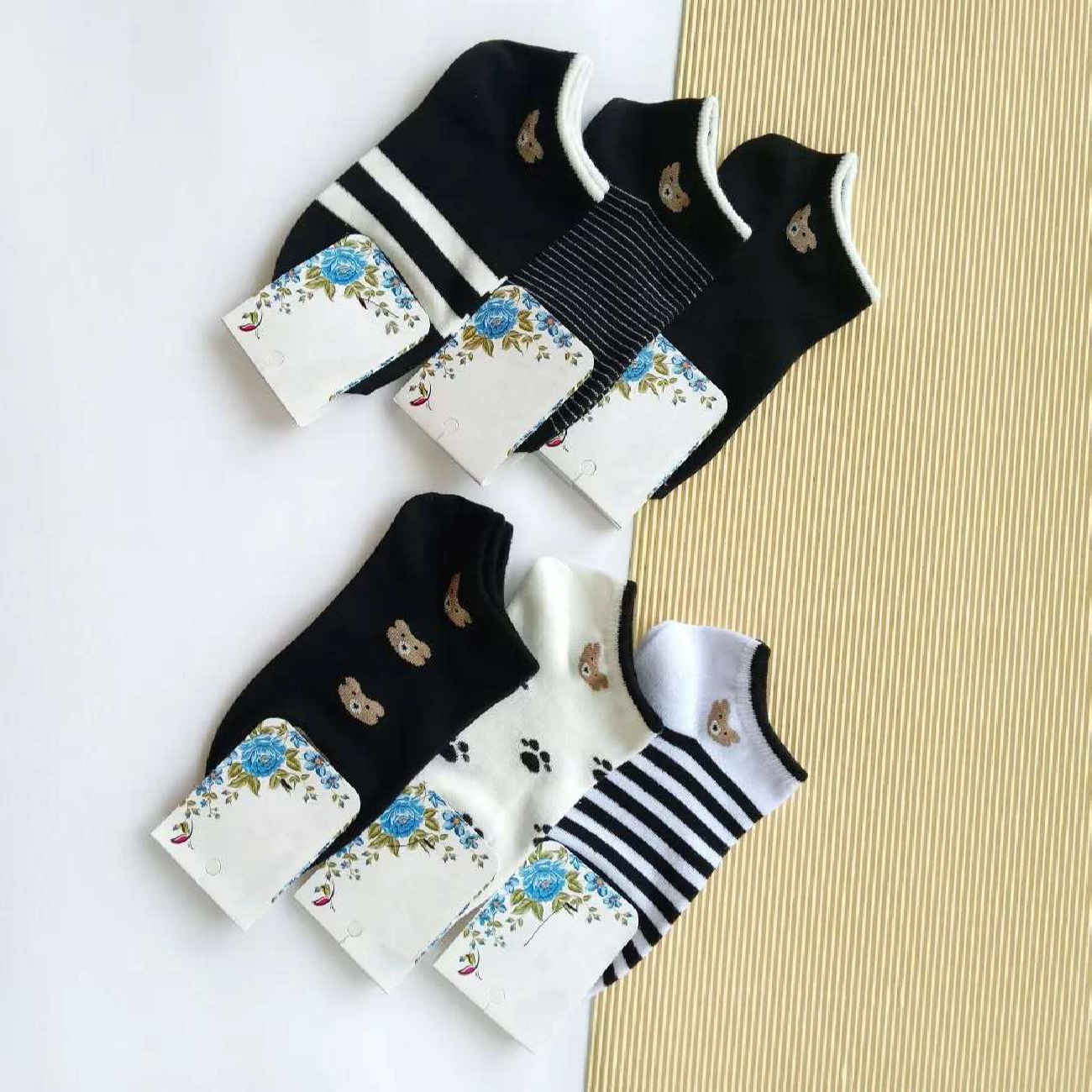 Minimalist Bear Socks -Black & White Beauty (x6)
